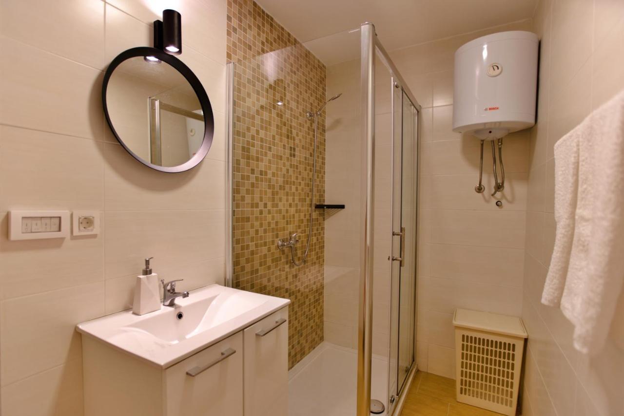 Apartments Kiwi Rovinj Exterior foto
