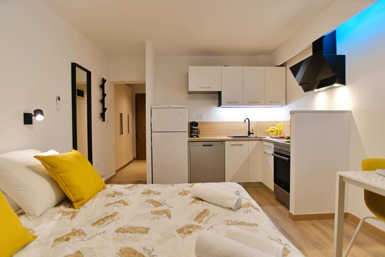 Apartments Kiwi Rovinj Exterior foto